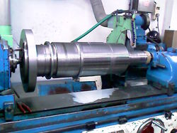 HEAVY AND LONG SHAFTS AND SPINDLES